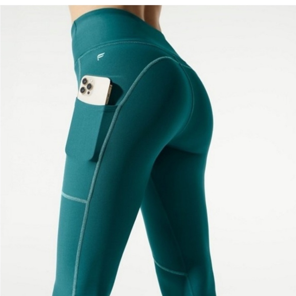 Fabletics high waisted cold-weather reflective pocket legging, FJORD color, new